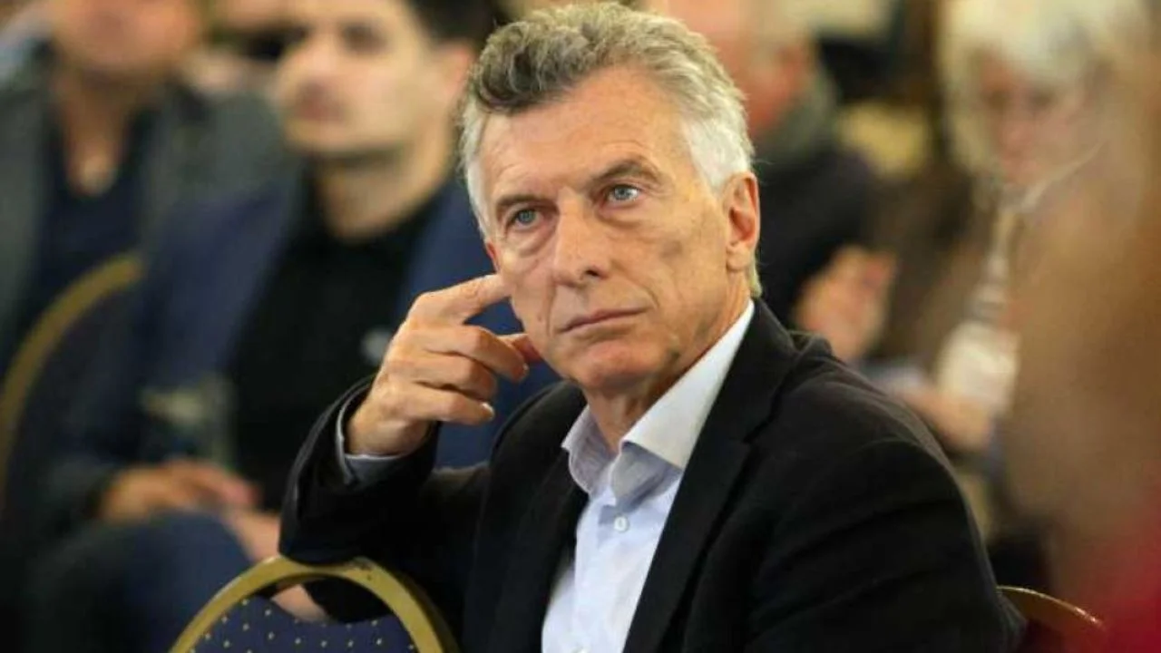 MAURICIO