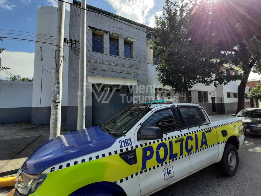 Policía escuela santa rosa de lima