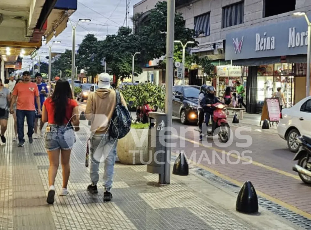 29B7D9EA-1ECB-40C8-AEA6-6AFB64CA7253